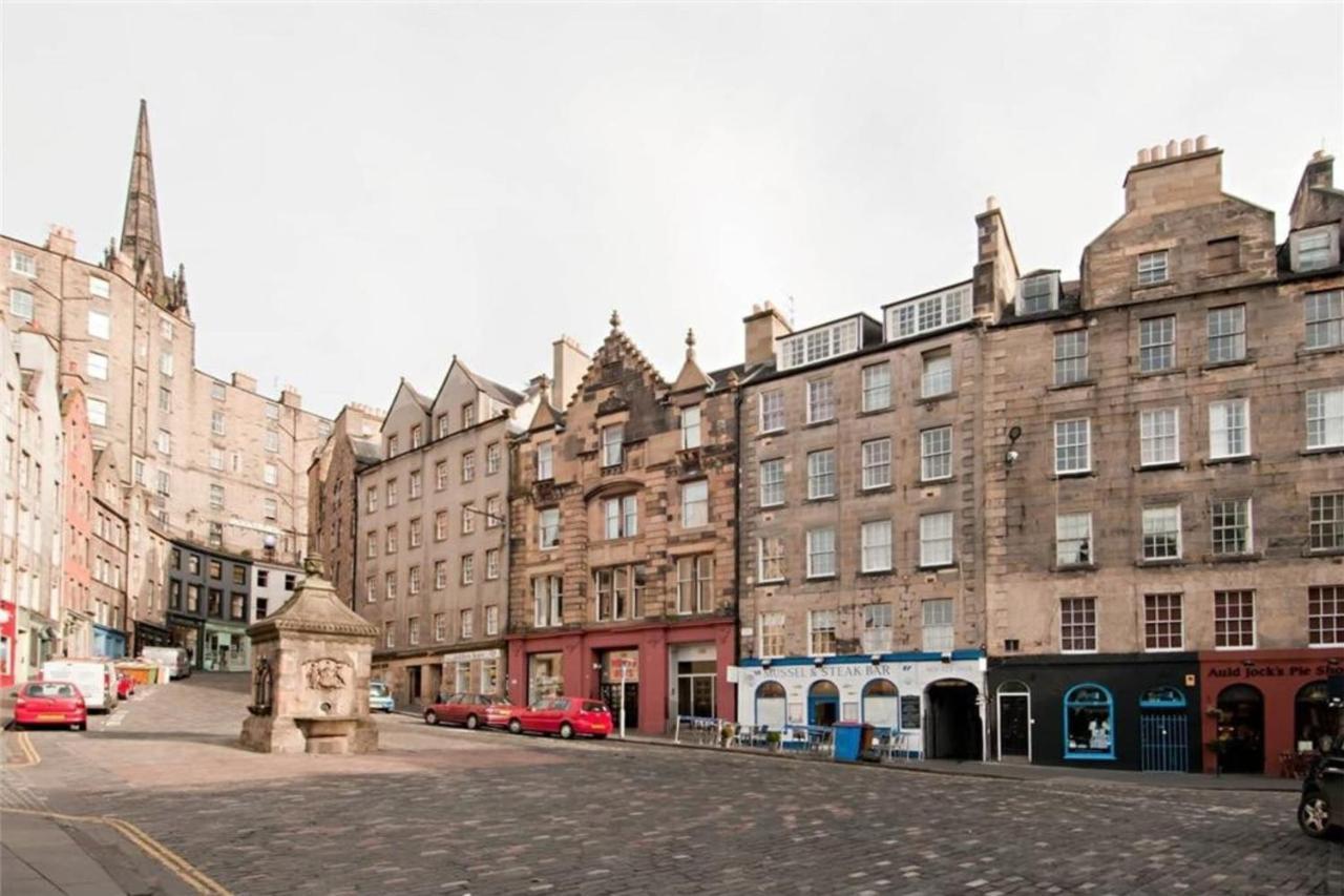 Bright And Stylish Apartment - Old Town Edinburgh Bagian luar foto