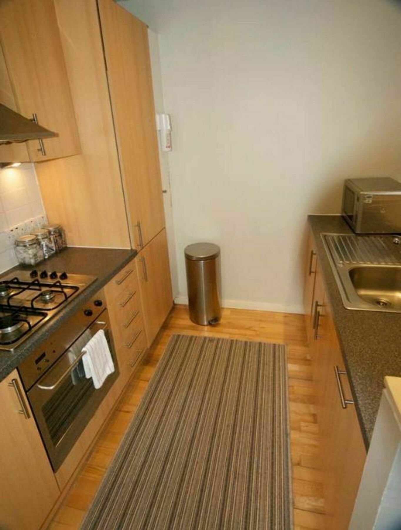 Bright And Stylish Apartment - Old Town Edinburgh Bagian luar foto