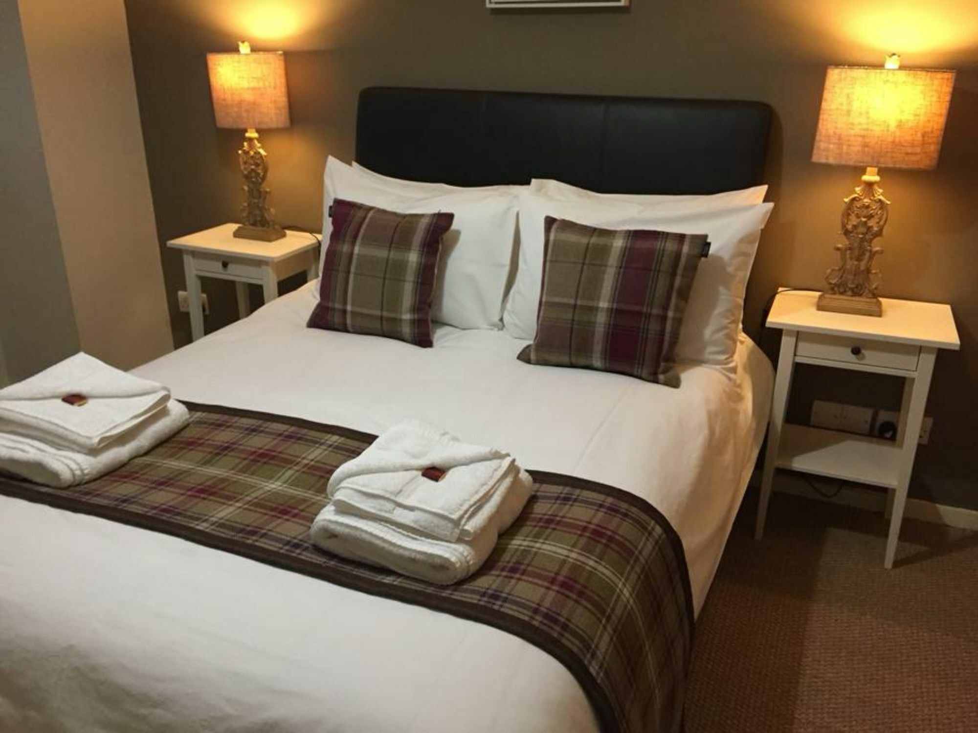 Bright And Stylish Apartment - Old Town Edinburgh Bagian luar foto